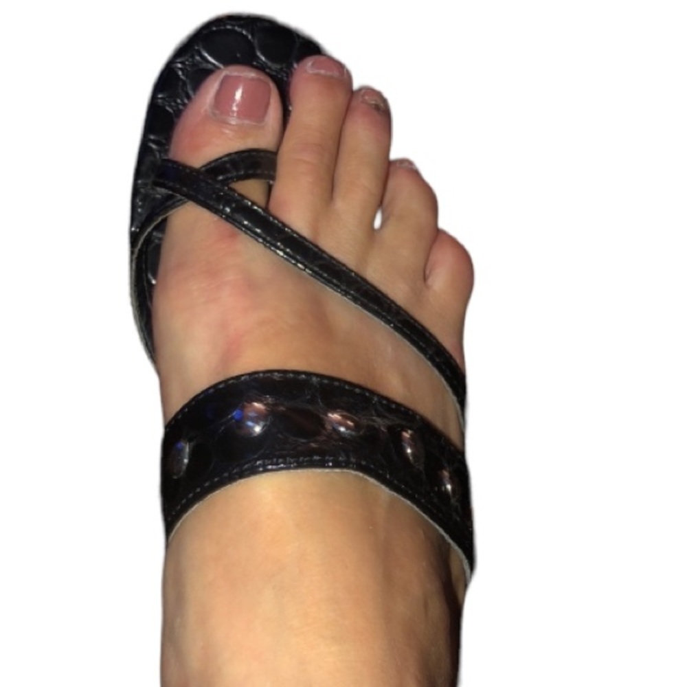 White House Black Market WHBM black 9.5 embossed patent leather studded detail - Picture 2 of 11